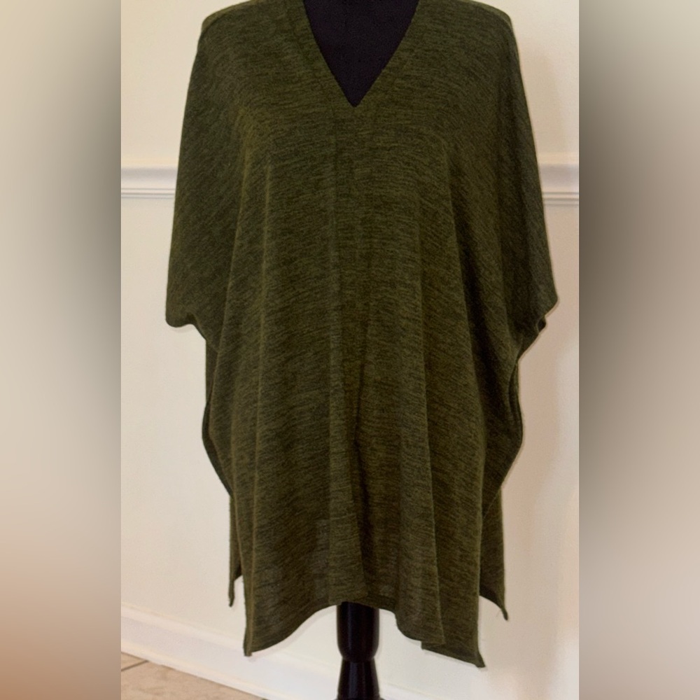Olive Green V-Neck Women's Sweater - Picture 2 of 4